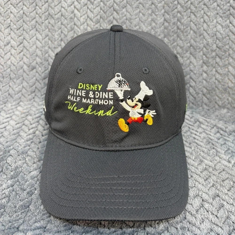 Disney Parks 2017 Wine & Dine Half Marathon Mickey Mouse Gray Hat Cap 0741